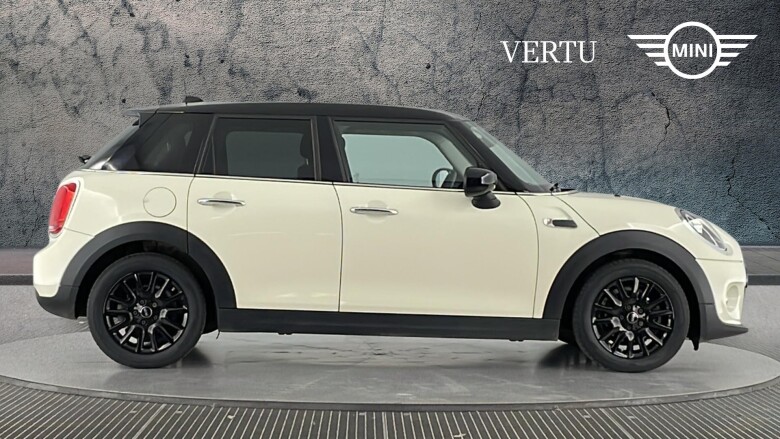 MINI Hatchback 1.5 Cooper Classic II 5dr Petrol Hatchback